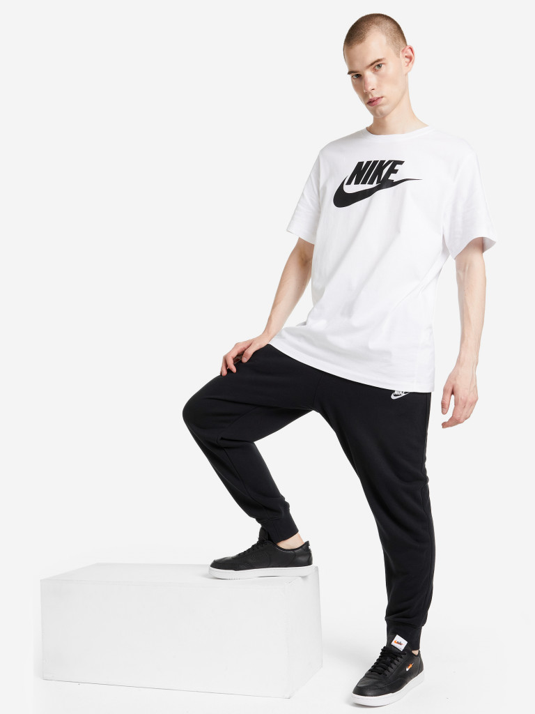 Футболка мужская Nike Sportswear