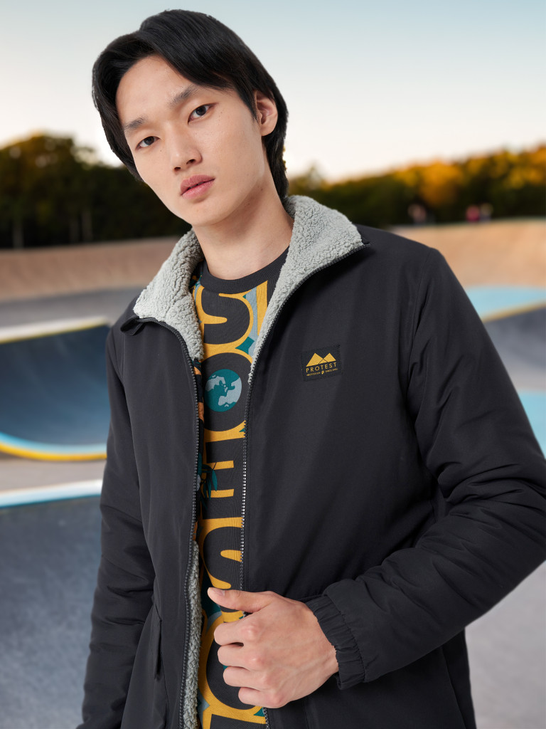 Легкая куртка двусторонняя мужская Protest