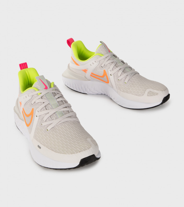 Кроссовки женские Nike Legend React 2
