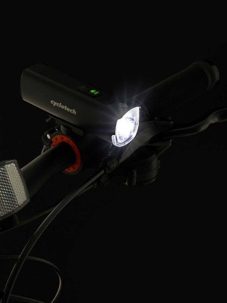 Фонарь велосипедный передний Cyclotech QL-900 R
