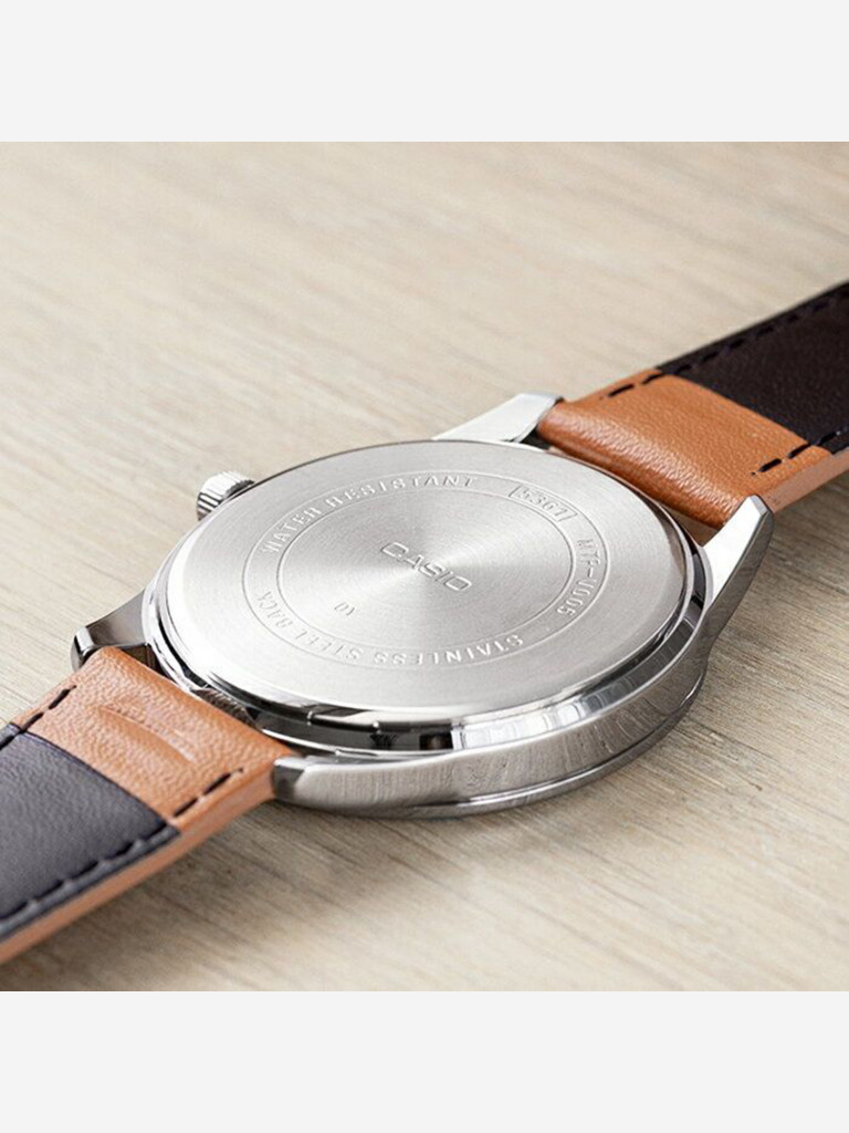 Наручные часы CASIO