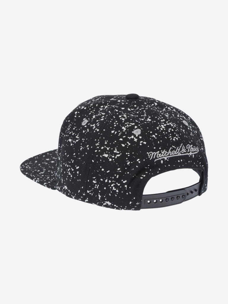 Бейсболка с прямым козырьком MITCHELL NESS HS11477-LAKBLCK Los Angeles Kings NHL (черный)