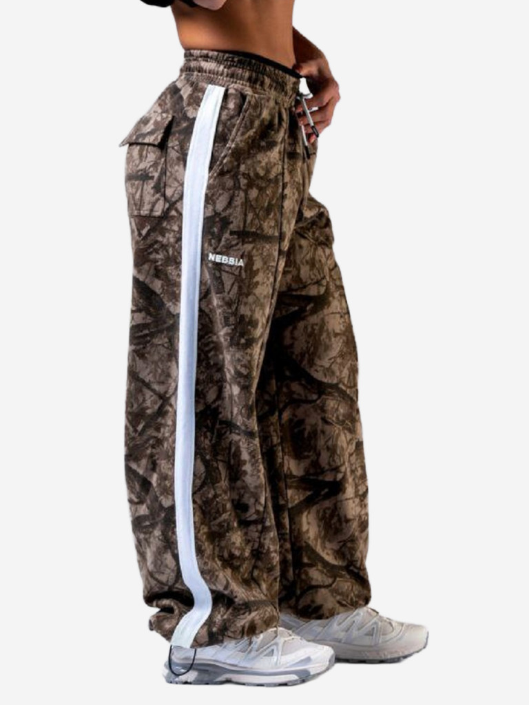 Брюки женские спортивные NEBBIA Oversized Sweatpants POWER 896 Light brown camo
