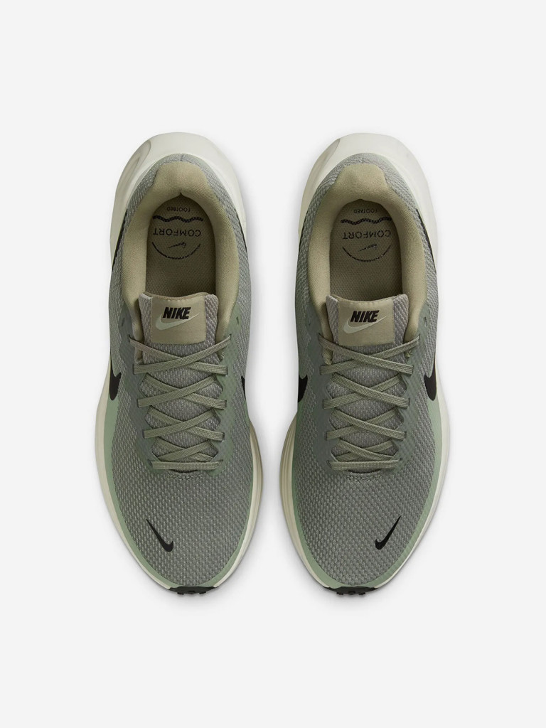 Кроссовки мужские Nike Revolution 8