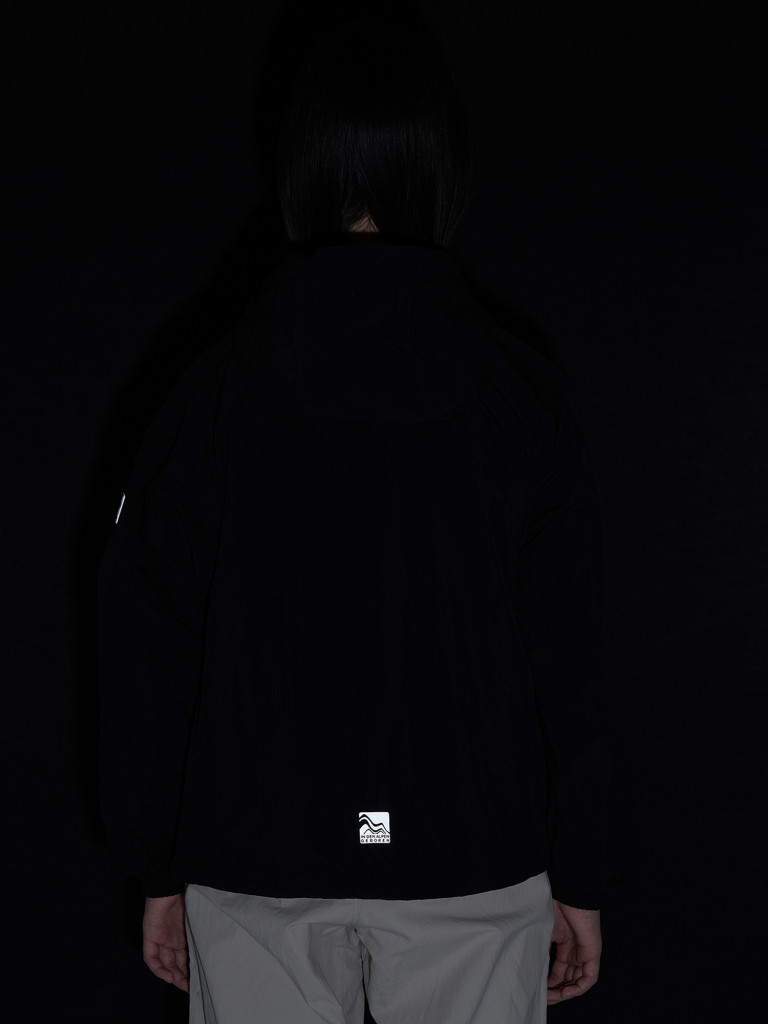 Легкая куртка для девочек оверсайз Northland