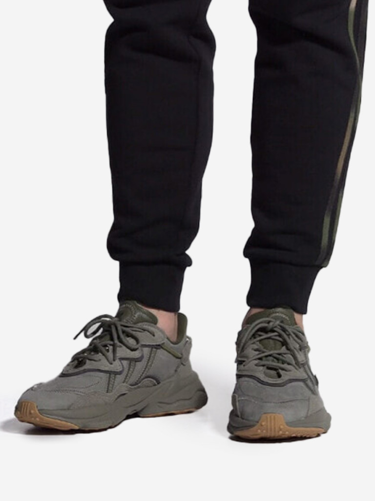 Кроссовки Adidas Ozweego