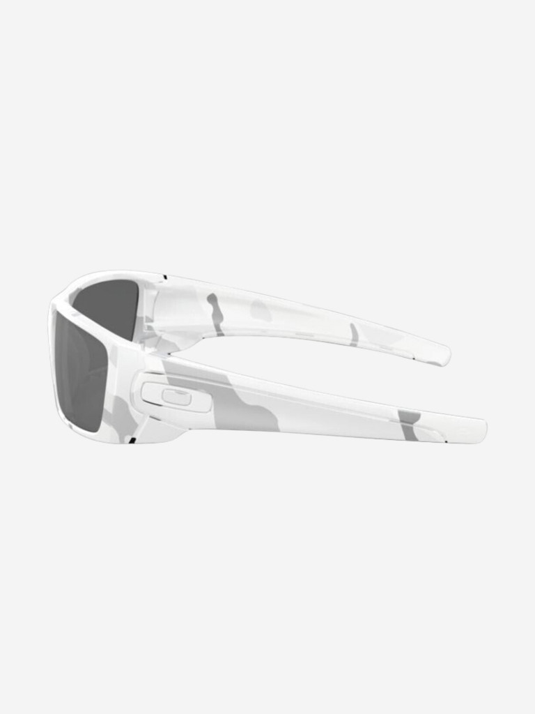 Солнцезащитные очки Oakley Fuel Cell