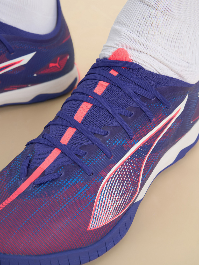 Бутсы мужские PUMA Ultra 5 Match TT