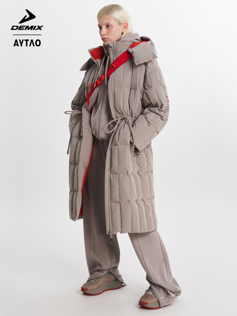 Пуховик женский оверсайз Demix x AYTΛO