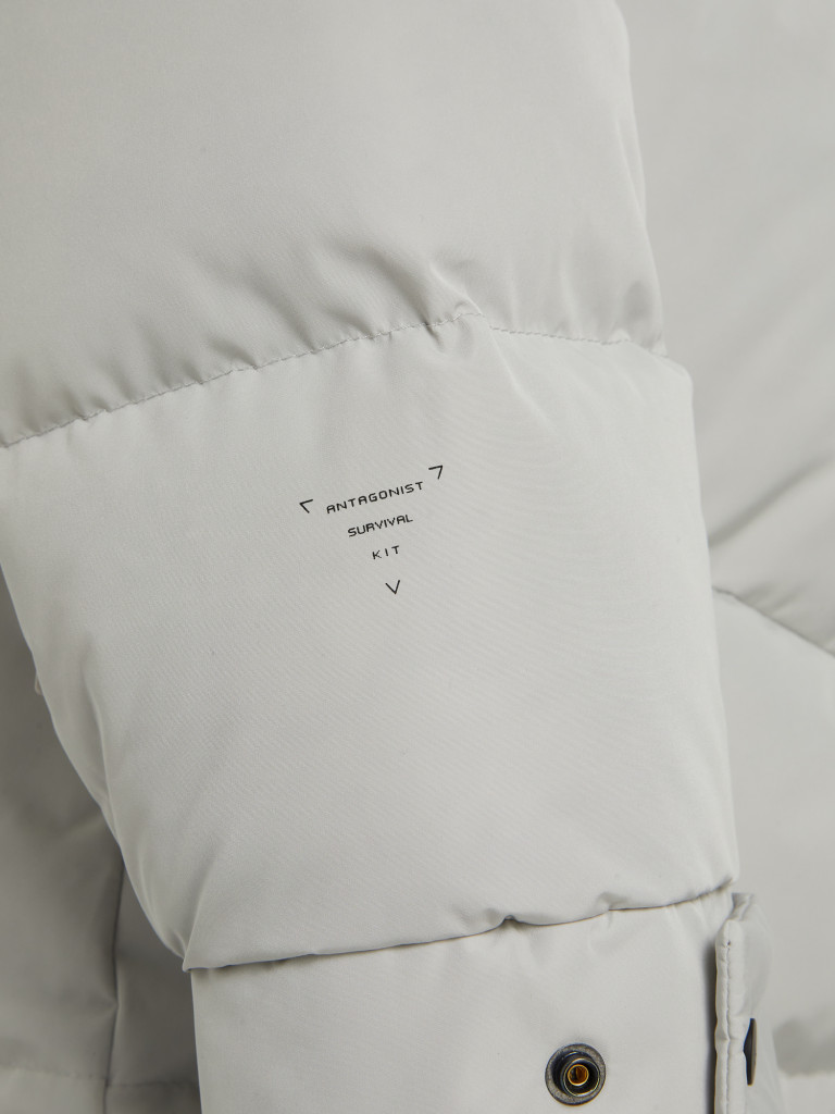 Пуховик женский KRAKATAU Amery