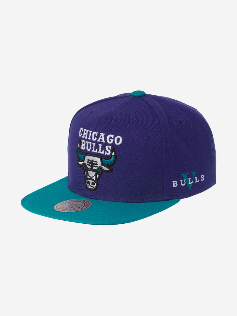 Бейсболка с прямым козырьком MITCHELL NESS HHSS6748-CBUYYPPPPRTL Chicago Bulls NBA
