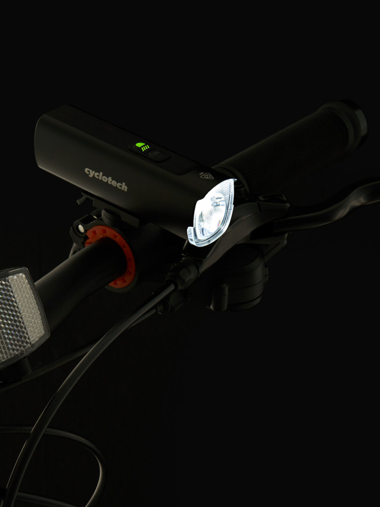 Фонарь велосипедный передний Cyclotech QL-900 R
