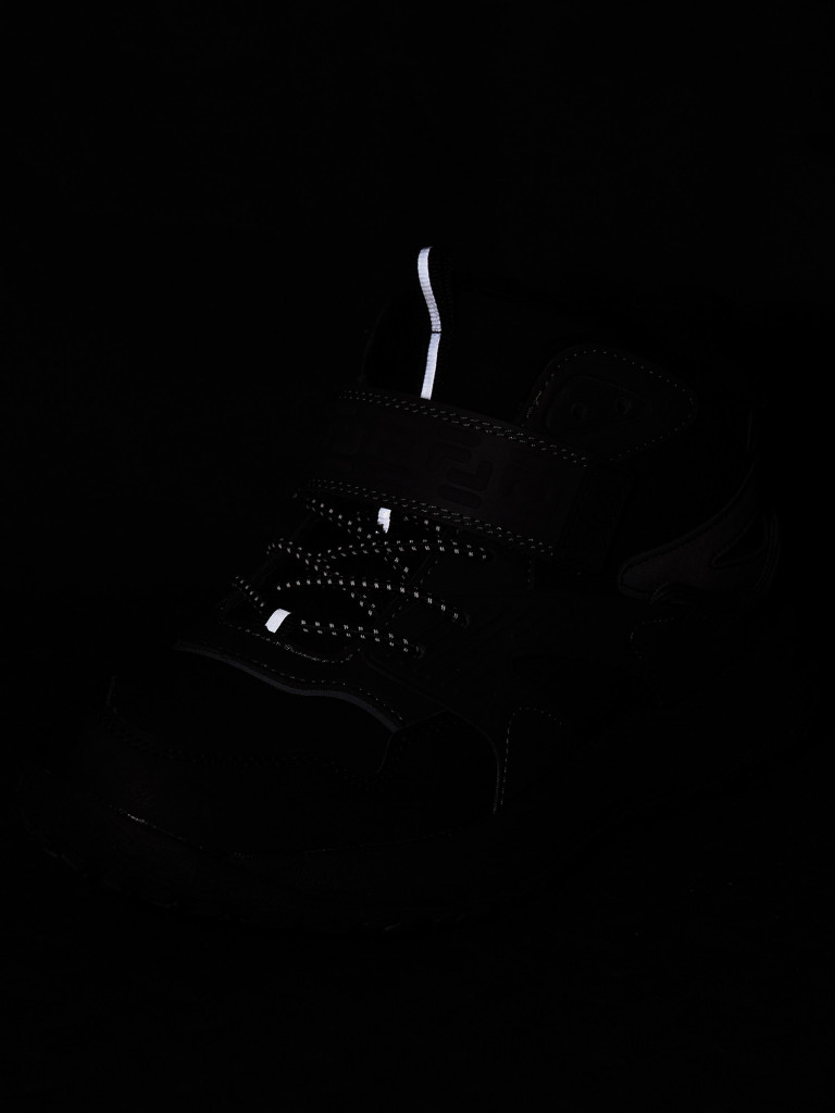 Кроссовки утепленные для мальчиков FILA Tornado Mid