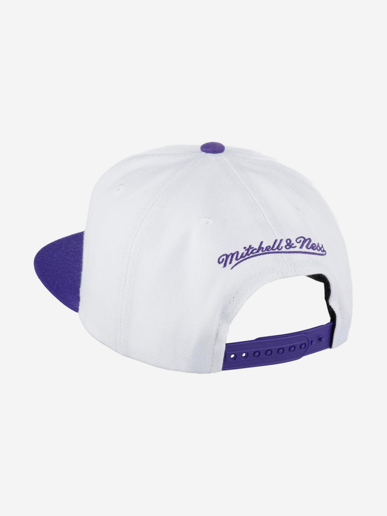 Бейсболка с прямым козырьком MITCHELL NESS 6HSSSH21294-MBUWHPR Milwaukee Bucks NBA (белый)