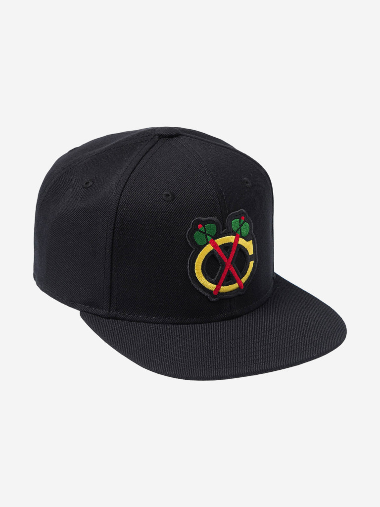Бейсболка с прямым козырьком AMERICAN NEEDLE 21006A-CBH Chicago Blackhawks Archive 400 NHL (черный)