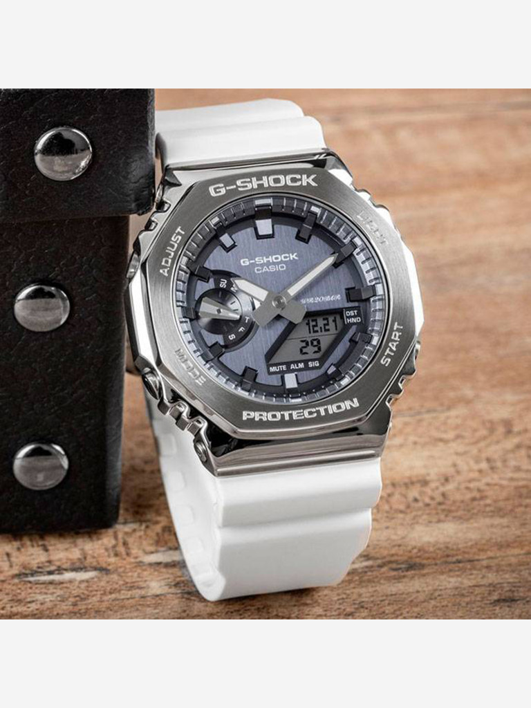 Спортивные часы CASIO G-SHOCK GM-2100WS-7A