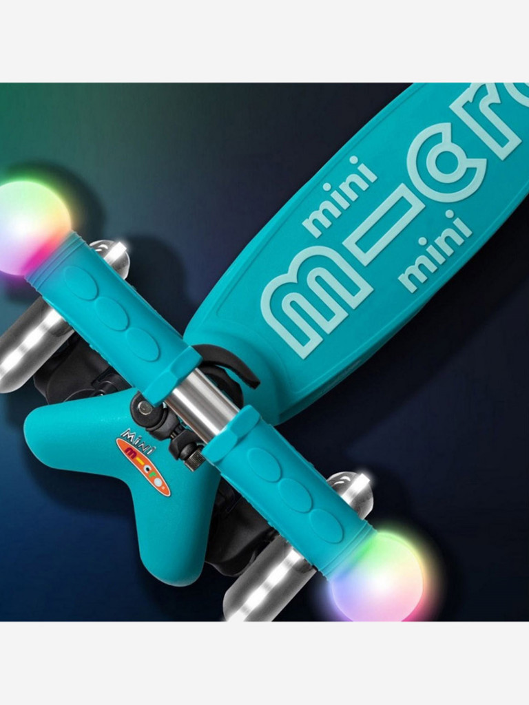 Самокат Micro Mini Deluxe Magic LED 2025