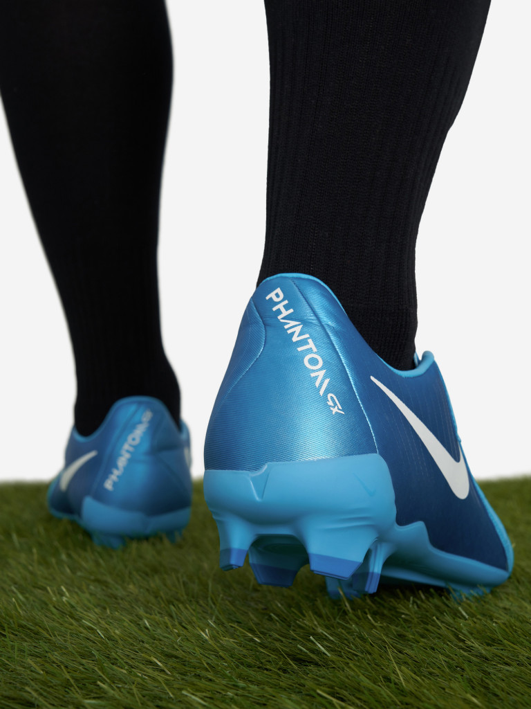 Бутсы мужские Nike Phantom Gx Ii Academy Fg/Mg