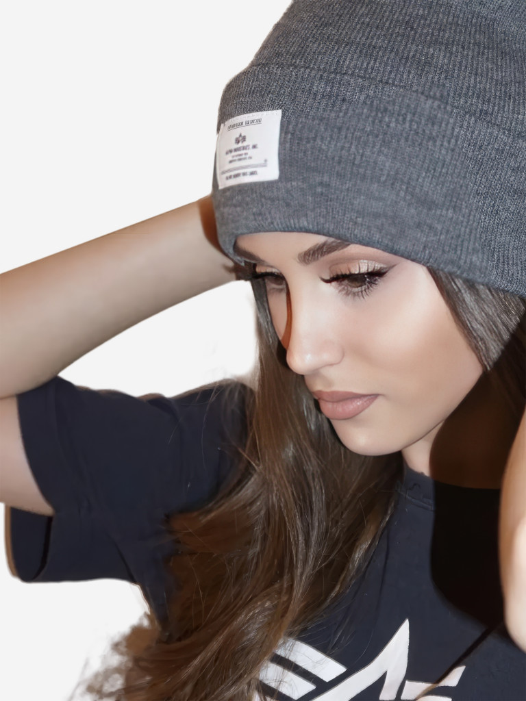 Шапка Essential Beanie Alpha Industries