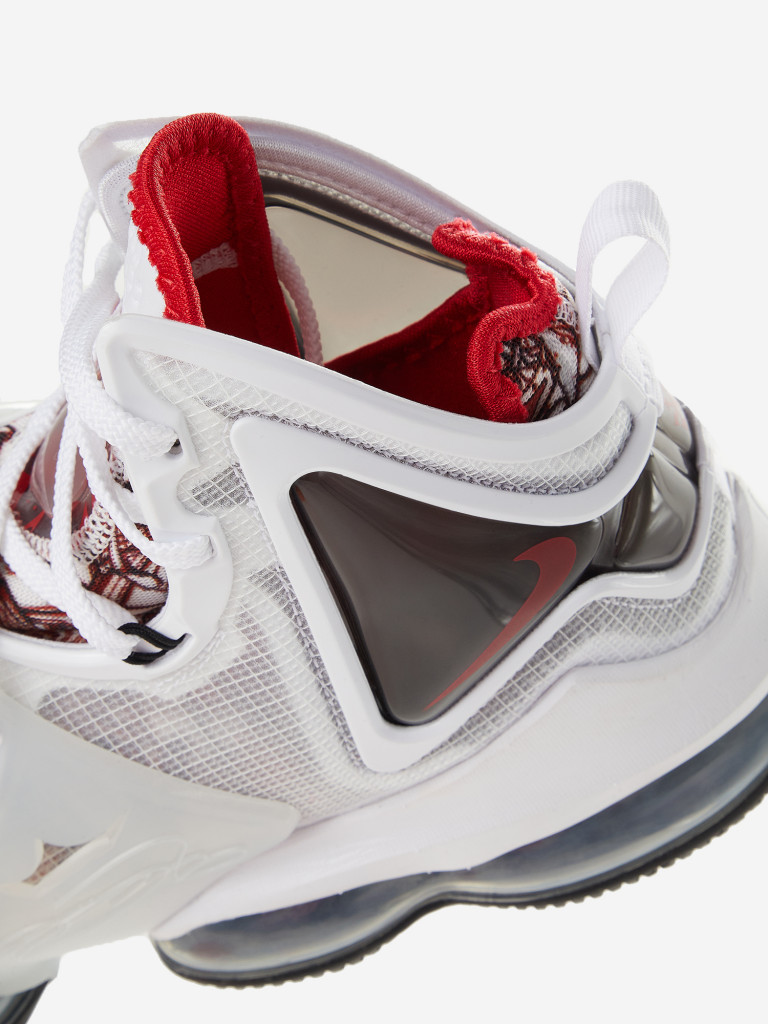 Кроссовки мужские Nike Lebron XIX