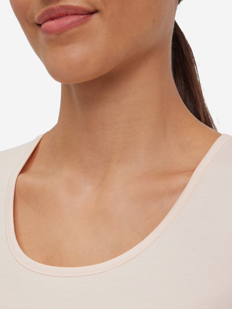 Набор женских футболок FALKE