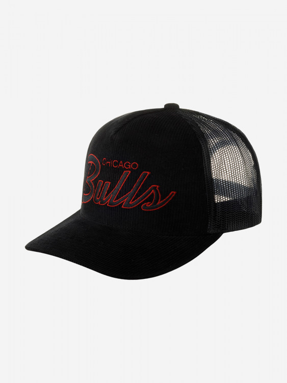 Бейсболка с сеточкой MITCHELL NESS HHSS6002-CBUYYPPPBLCK Chicago Bulls NBA