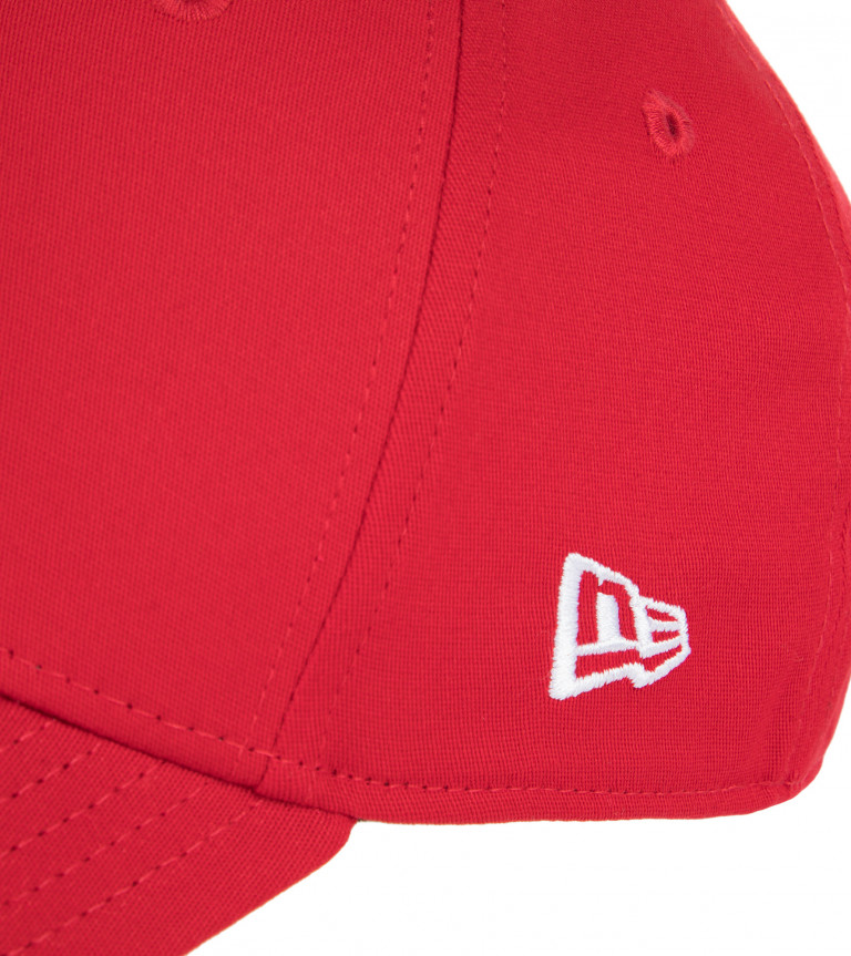 Бейсболка New Era League Essential 39Thirty