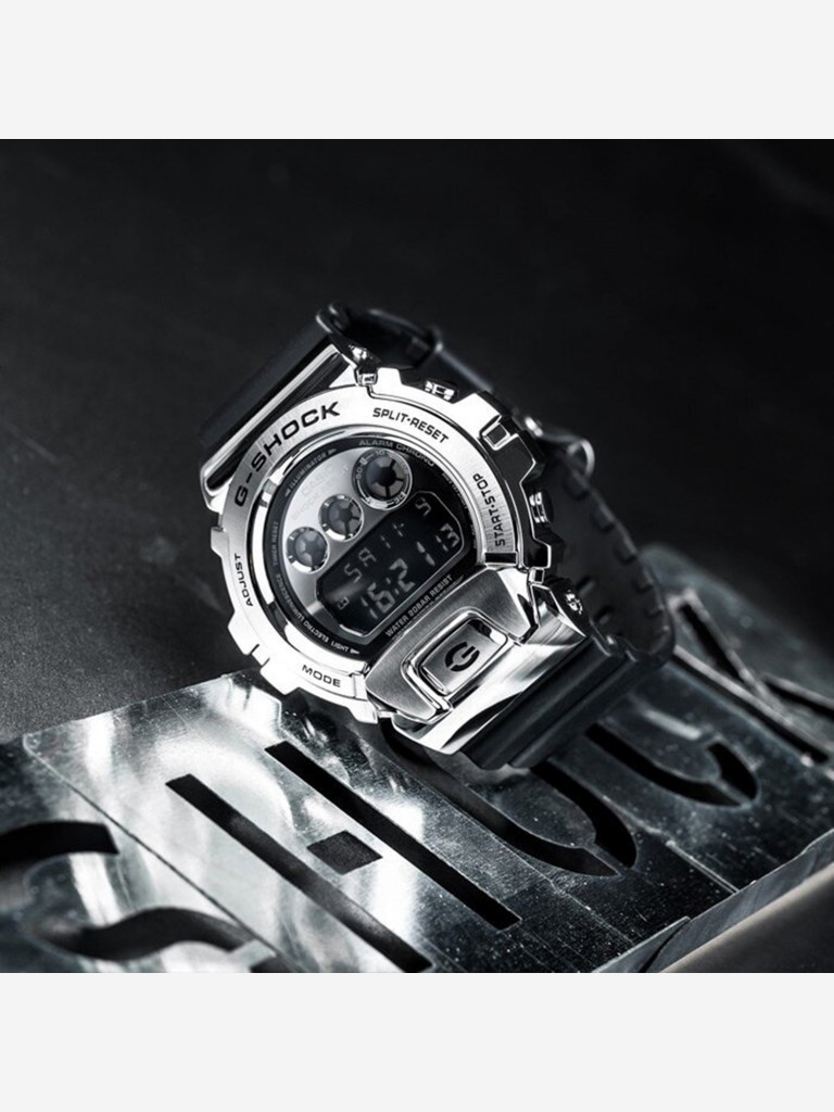 Спортивные часы CASIO G-SHOCKGM-6900-1E