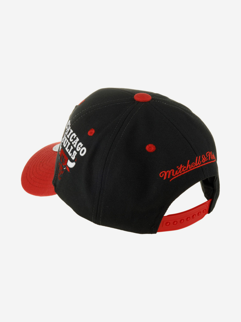 Бейсболка MITCHELL NESS HHSS7310-CBUYYPPPBLCK Chicago Bulls NBA (черный)