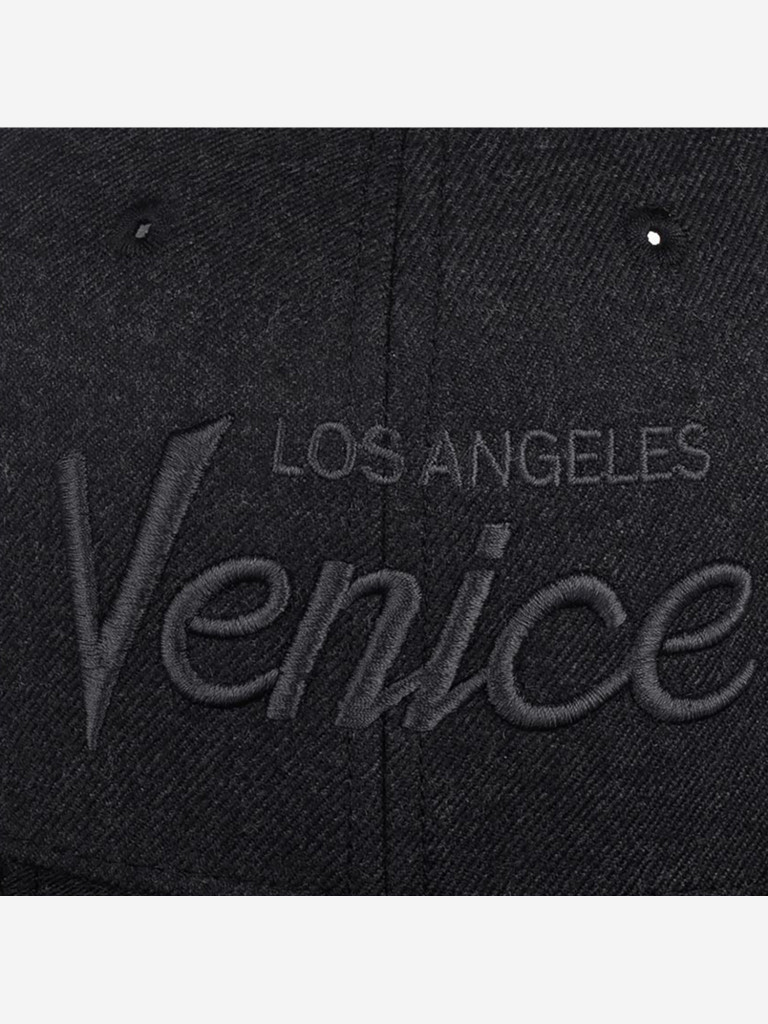 Бейсболка с прямым козырьком HOOD 100-MWL025-CA006-FT Venice Tonal 3D