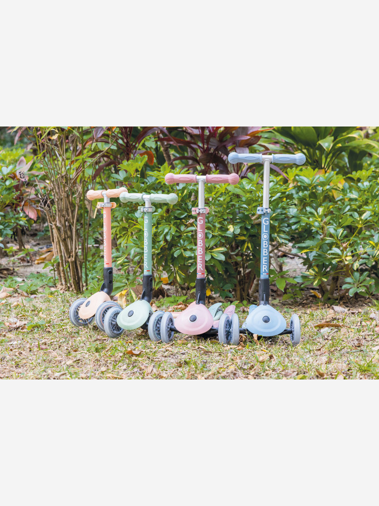 Самокат Globber JUNIOR FOLDABLE LIGHTS ECOLOGIC