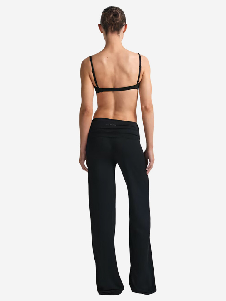 Брюки женские Nike SKIMS