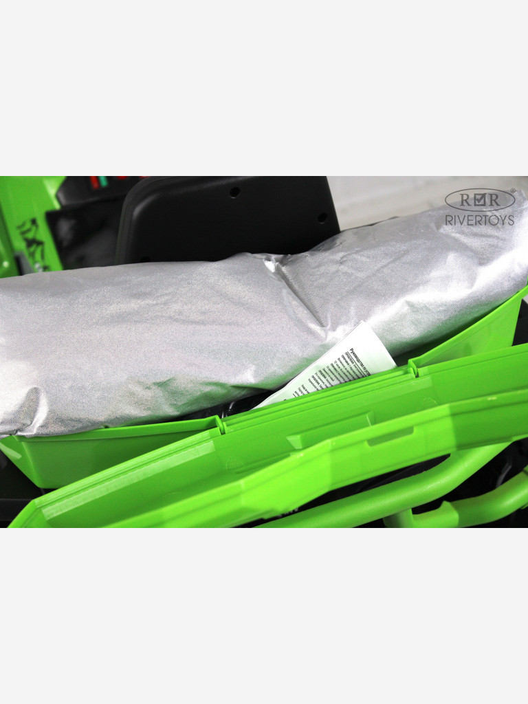 Детский электроквадроцикл RIVERTOYS Z111ZZ зеленый