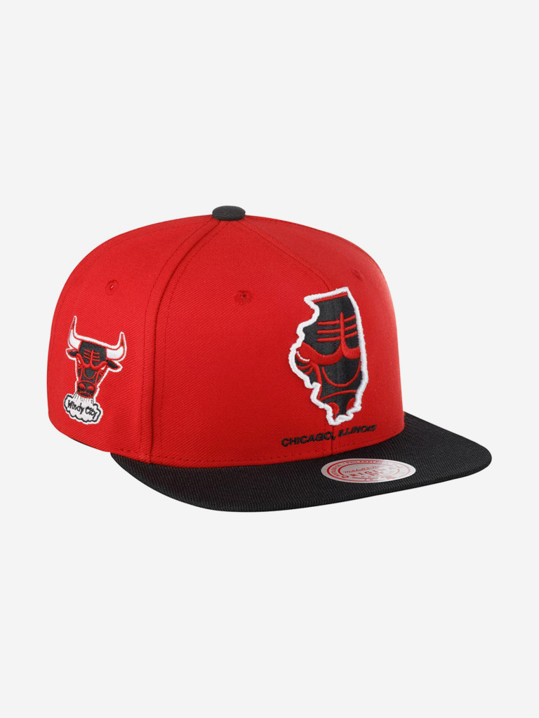 Бейсболка с прямым козырьком MITCHELL NESS HHSS3459-CBUYYPPPRDBK Chicago Bulls NBA