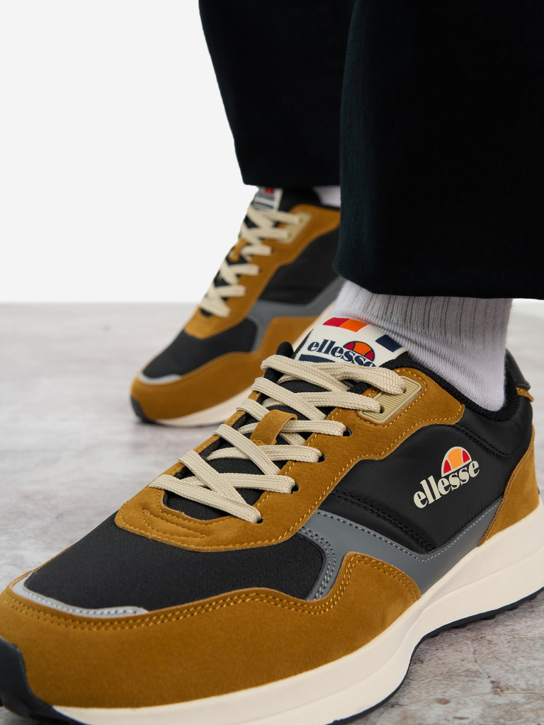 Ellesse Carl