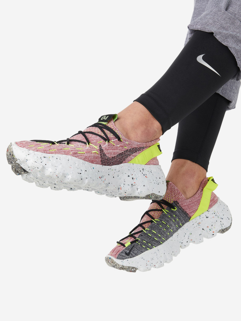 Кроссовки женские Nike Space Hippie 04