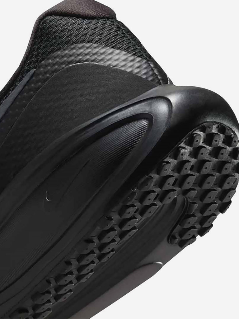 Кроссовки мужские Nike Revolution 8