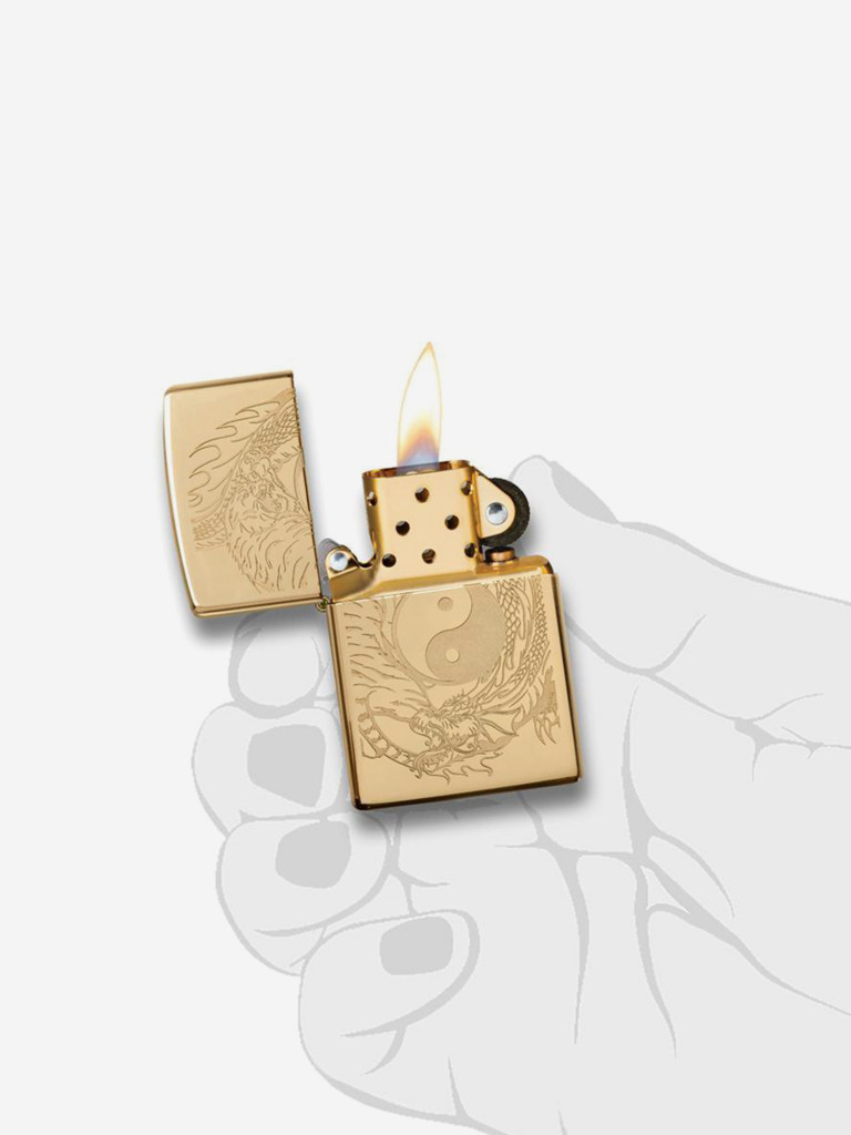 Зажигалка Zippo Classic Tiger and Dragon Design High Polish Brass
