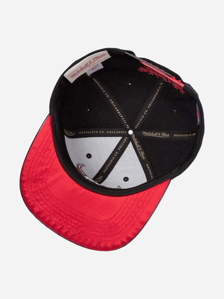 Бейсболка с прямым козырьком MITCHELL NESS HS8033-CBURDBK Chicago Bulls NBA