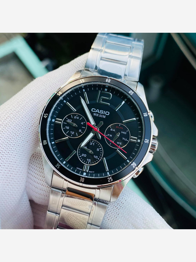 Наручные часы CASIO