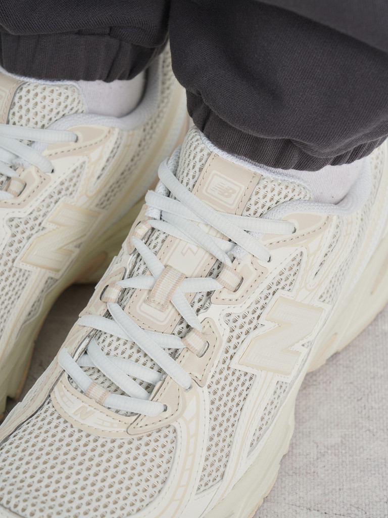 Кроссовки женские New Balance 740