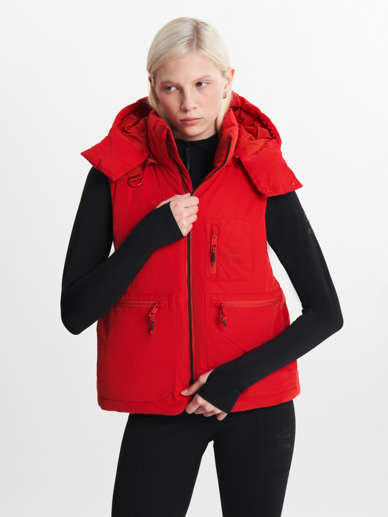 Жилет утепленный оверсайз Demix x AYTΛO