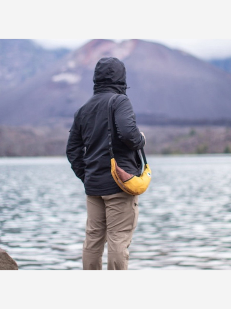 Сумка TICKET TO THE MOON Sling Bag, Sand