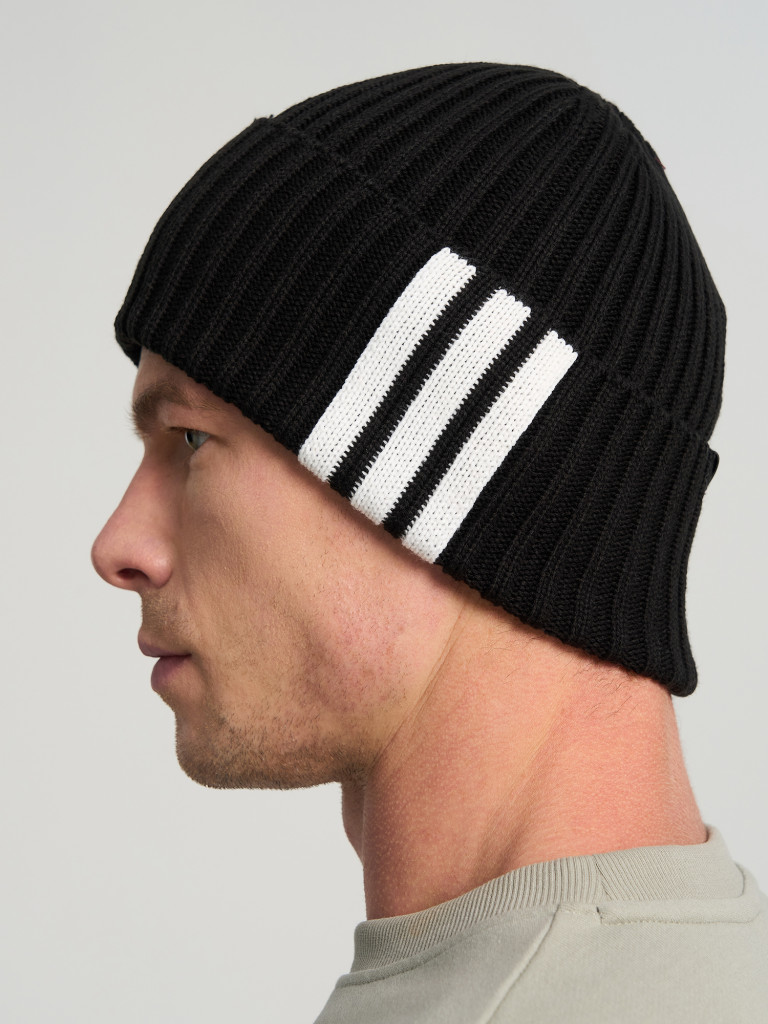 Шапка adidas