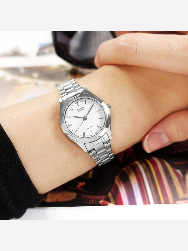 Наручные часы CASIO