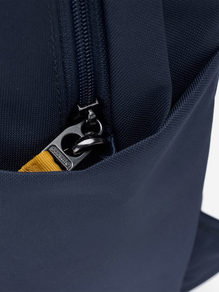 Рюкзак антивор Pacsafe GO 15, темно-синий, 15 л.