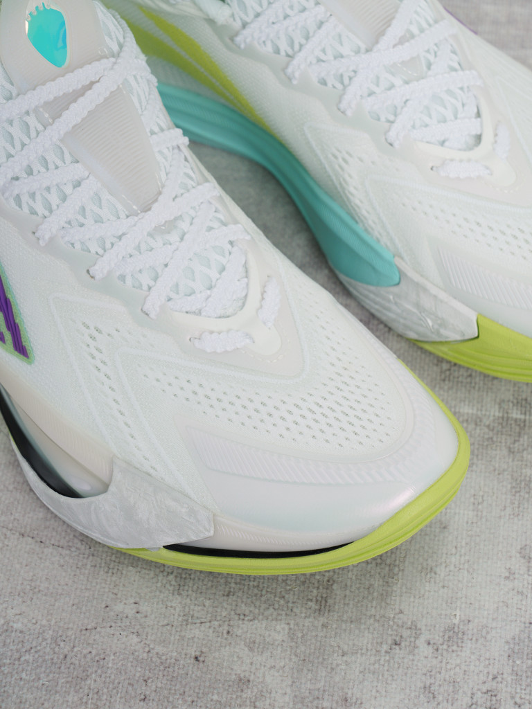 Кроссовки мужские Li-Ning Sonic XIII