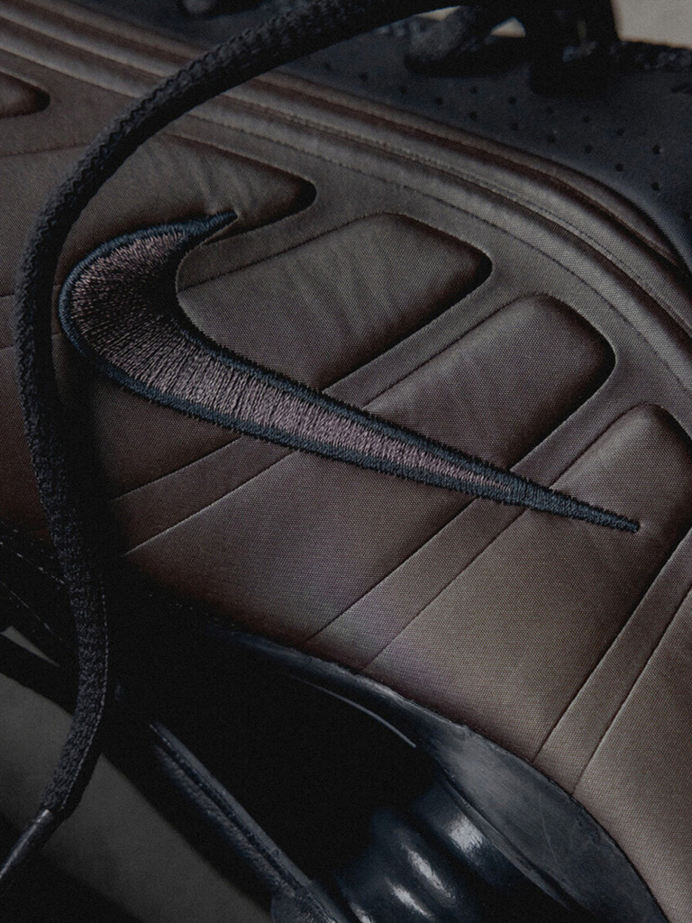 Кроссовки Nike Shox R4