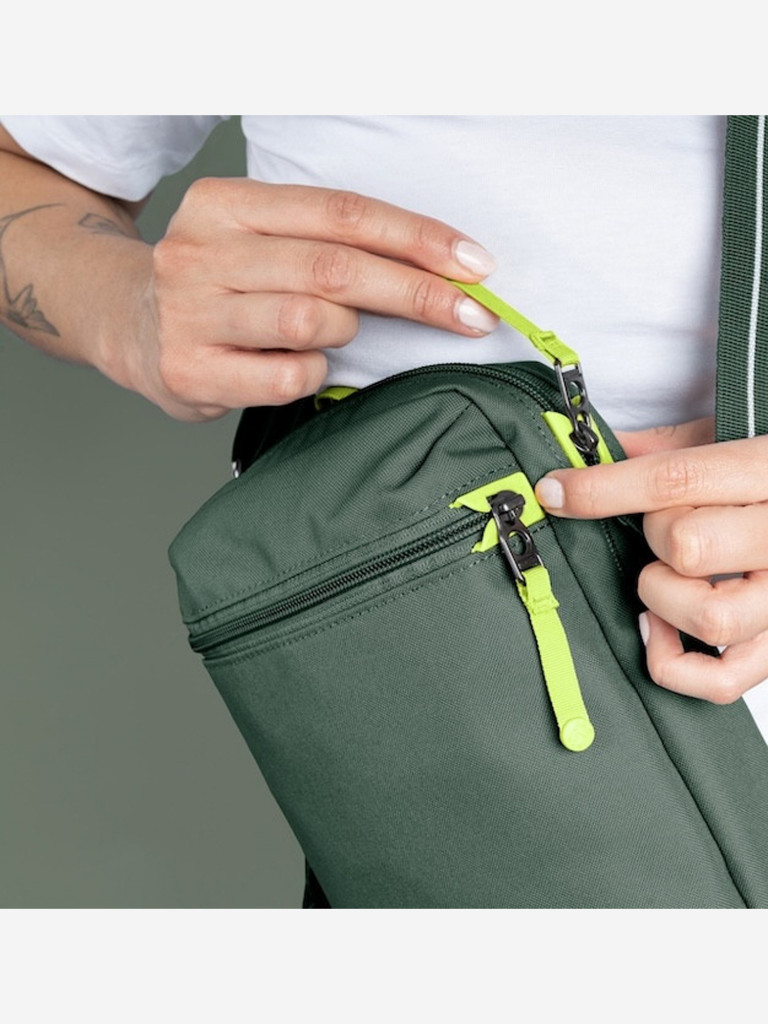 Сумка антивор Pacsafe GO Festival Crossbody, зеленый, 4,5 л.