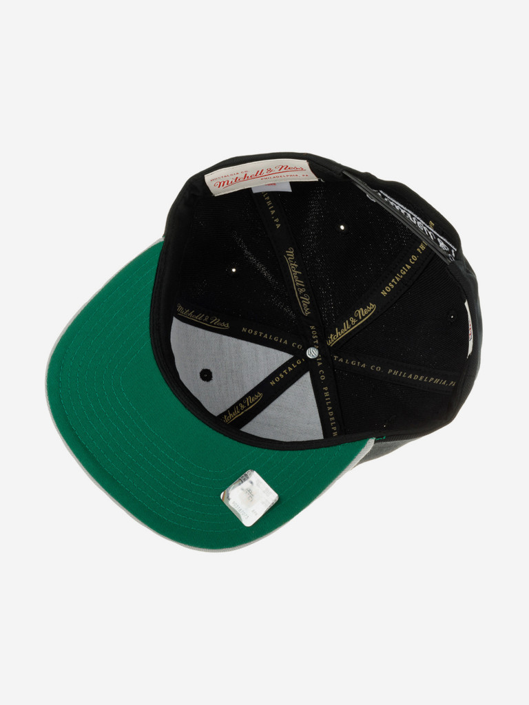 Бейсболка с прямым козырьком MITCHELL NESS HHSS4537-ORAYYPPPBKGY Oakland Raiders NFL (черный)